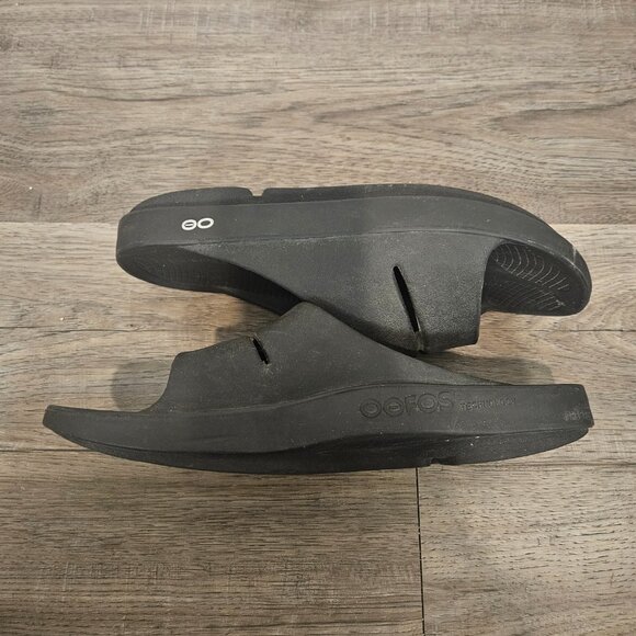 OOFOS Slides Men's 11 Women's 13 Black - Picture 5 of 11